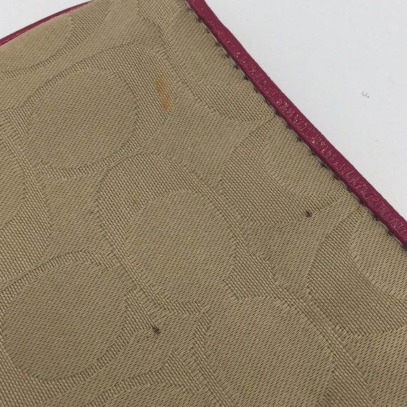 COACH Signature Tan Patent Leather Pink Wristlet - Picture 5 of 10